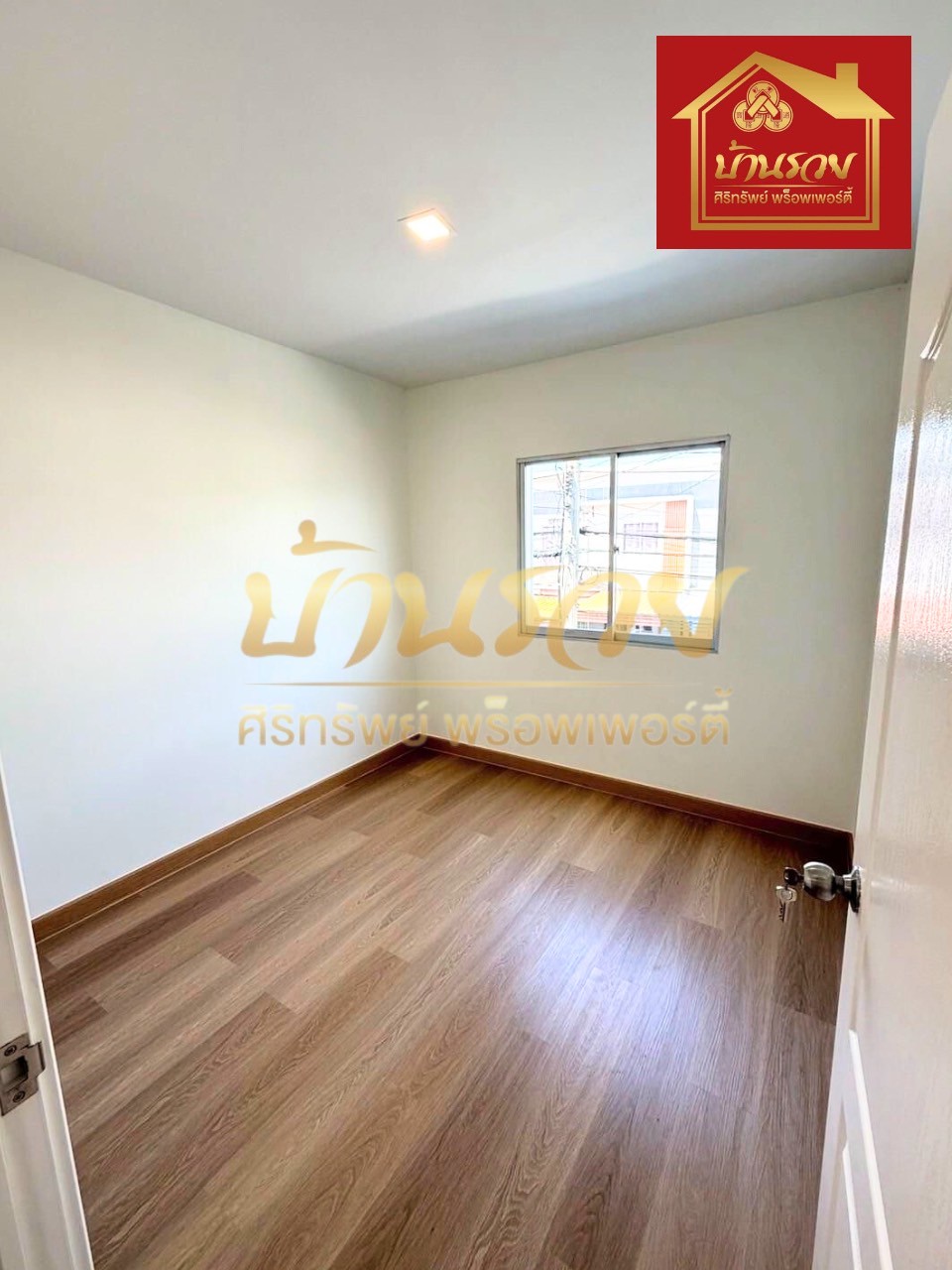 LINE_ALBUM_582568 BE _1_250806_1