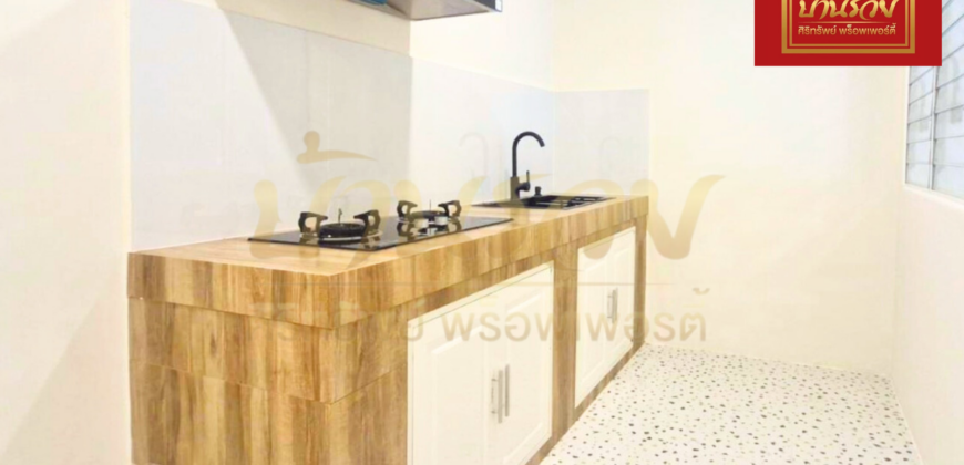 ทาวน์เฮ้าส์ 2 ชั้น หมู่บ้านพิศาล ซอยจตุรมิตร #ใกล้สี่แยกคลองขุด ใกล้ห้างบิ๊กซีบางพลี บ้านรีโนเวทเปลี่ยนวัสดุใหม่ทั้งหลัง