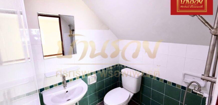 บ้านแฝด 2 ชั้น หมู่บ้านพฤกษา 15 บางพลี-ตำหรุ ใกล้นิคมอุตสาหกรรมบางปู บ้านรีโนเวทใหม่ทั้งหลัง พร้อมเข้าอยู่