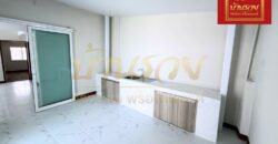 บ้านแฝด 2 ชั้น หมู่บ้านพฤกษา 15 บางพลี-ตำหรุ ใกล้นิคมอุตสาหกรรมบางปู บ้านรีโนเวทใหม่ทั้งหลัง พร้อมเข้าอยู่