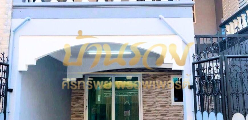 ทาวน์เฮ้าส์ 2 ชั้น #มีเทอเรส หมู่บ้าน ฟอร์จูนวิลเลจ บางหญ้าแพรก พระประแดง (ฝั่ง ถ.ปู่เจ้าสมิงพราย) บ้านรีโนเวทใหม่ พร้อมเข้าอยู่