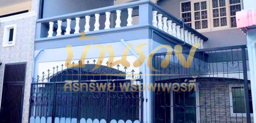 ทาวน์เฮ้าส์ 2 ชั้น #มีเทอเรส หมู่บ้าน ฟอร์จูนวิลเลจ บางหญ้าแพรก พระประแดง (ฝั่ง ถ.ปู่เจ้าสมิงพราย) บ้านรีโนเวทใหม่ พร้อมเข้าอยู่