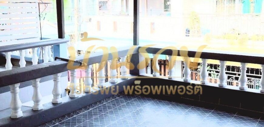 ทาวน์เฮ้าส์ 2 ชั้น #มีเทอเรส หมู่บ้าน ฟอร์จูนวิลเลจ บางหญ้าแพรก พระประแดง (ฝั่ง ถ.ปู่เจ้าสมิงพราย) บ้านรีโนเวทใหม่ พร้อมเข้าอยู่