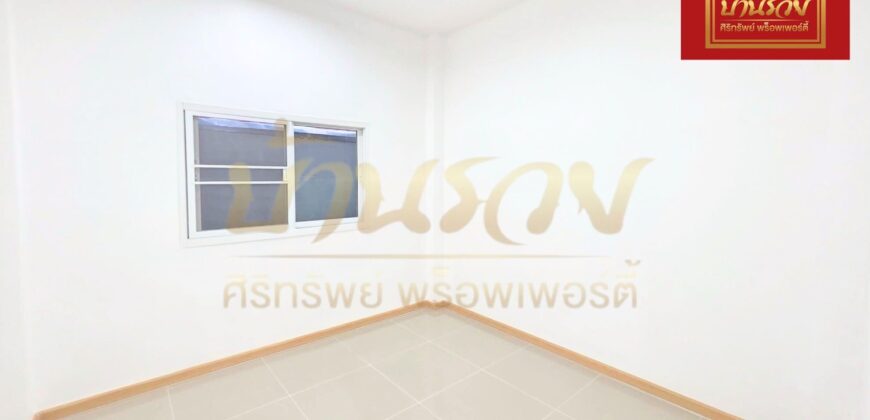 านเดี่ยวสร้างใหม่ 1 ชั้น บ้านอยู่ปากซอย ซ.กระทิงแดง ตรงข้ามตลาด ทำเลดี ถนนประชาอุทิศ-คู่สร้าง บ้านสวยมาก พร้อมอยู่