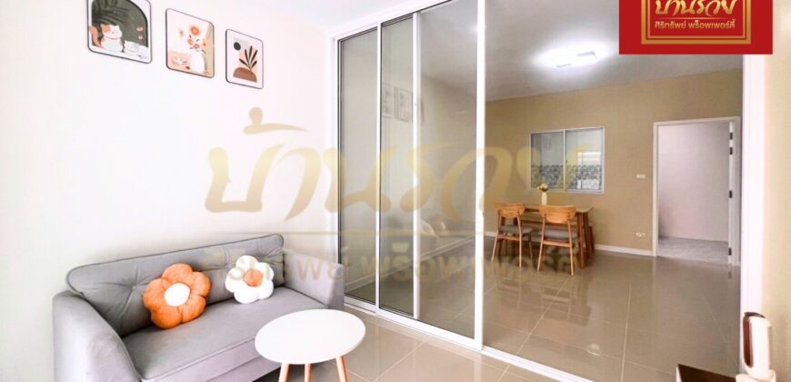 ทาวน์เฮ้าส์ 2 ชั้น หมู่บ้านพฤกษา 106/1 ถนนบางพลี – ตำหรุ ใกล้นิคมอุตสาหกรรมบางปู บ้านรีโนเวทใหม่