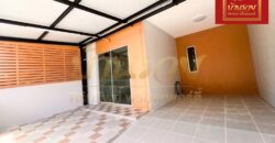ทาวน์เฮ้าส์ 2 ชั้น หมู่บ้านพฤกษา 106/1 ถนนบางพลี – ตำหรุ ใกล้นิคมอุตสาหกรรมบางปู บ้านรีโนเวทใหม่