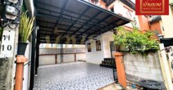 บ้านแฝด 2 ชั้น หมู่บ้านนันทนา การ์เด้นท์ บางปลา 22 ใกล้รพ.จุฬารัตน์ 3 พร้อมอยู่อาศัย