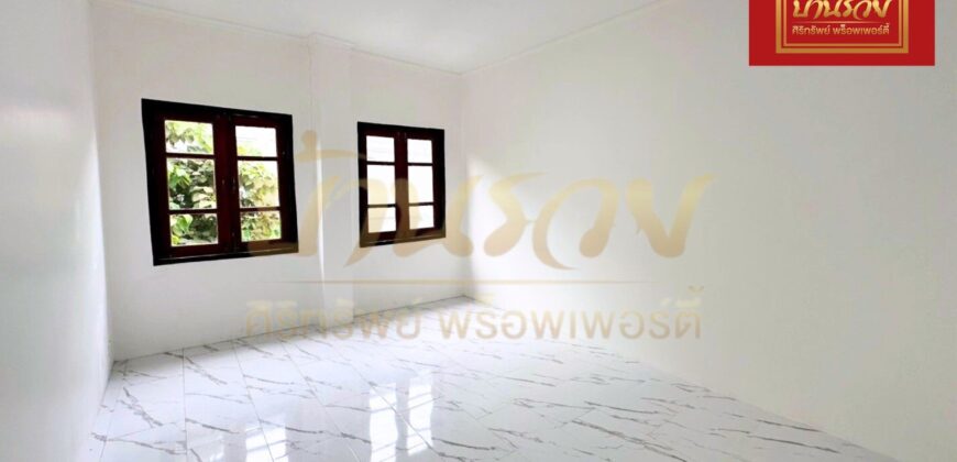 บ้านแฝด 2 ชั้น หมู่บ้านนันทนา การ์เด้นท์ บางปลา 22 ใกล้รพ.จุฬารัตน์ 3 พร้อมอยู่อาศัย