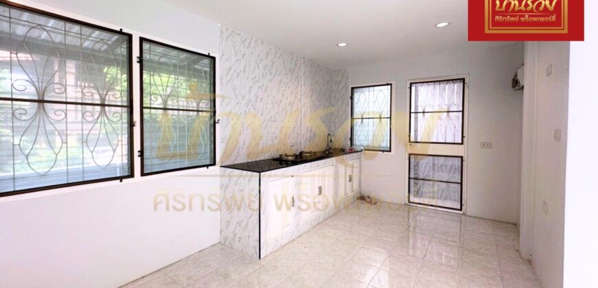 บ้านเดี่ยว 2 ชั้น หมู่บ้าน ชัยพฤกษ์ ซอยบางปลา ใกล้วัดหลวงพ่อโตบางพลี บ้านรีโนเวทใหม่ทั้งหลัง พร้อมเข้าอยู่