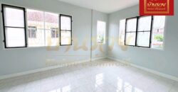 บ้านเดี่ยว 2 ชั้น หมู่บ้าน ชัยพฤกษ์ ซอยบางปลา ใกล้วัดหลวงพ่อโตบางพลี บ้านรีโนเวทใหม่ทั้งหลัง พร้อมเข้าอยู่