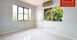 บ้านเดี่ยว 2 ชั้น หมู่บ้าน ชัยพฤกษ์ ซอยบางปลา ใกล้วัดหลวงพ่อโตบางพลี บ้านรีโนเวทใหม่ทั้งหลัง พร้อมเข้าอยู่