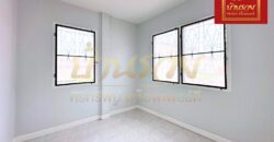 บ้านเดี่ยว 2 ชั้น หมู่บ้าน ชัยพฤกษ์ ซอยบางปลา ใกล้วัดหลวงพ่อโตบางพลี บ้านรีโนเวทใหม่ทั้งหลัง พร้อมเข้าอยู่