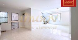 บ้านเดี่ยว 2 ชั้น หมู่บ้าน ชัยพฤกษ์ ซอยบางปลา ใกล้วัดหลวงพ่อโตบางพลี บ้านรีโนเวทใหม่ทั้งหลัง พร้อมเข้าอยู่