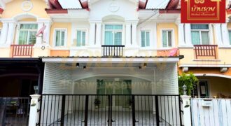 ทาวน์เฮ้าส์ 2 ชั้น หมู่บ้านเดอะคอนเนค 8 ซอยมหาชัย ใกล้เมกะ บางนา บ้านรีโนเวทใหม่ พร้อมเข้าอยู่