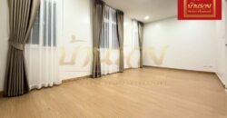 ทาวน์เฮ้าส์ 2 ชั้น หมู่บ้านเดอะคอนเนค 8 ซอยมหาชัย ใกล้เมกะ บางนา บ้านรีโนเวทใหม่ พร้อมเข้าอยู่