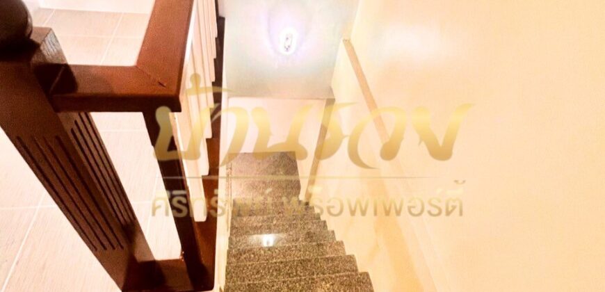 ทาวน์เฮ้าส์ 2 ชั้น หมู่บ้านแกรนด์การ์เด้นท์ บางบ่อ ใกล้ทางด่วนพิเศษบูรพาวิถี รีโนเวทใหม่พร้อมเข้าอยู่