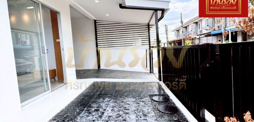 ทาวน์เฮ้าส์ 2 ชั้น #หลังริม หมู่บ้านพฤกษา 85 หนามแดง-บางพลี รีโนเวทใหม่ทั้งหลัง ใกล้แหล่งอำนวยความสะดวก พร้อมเข้าอยู่