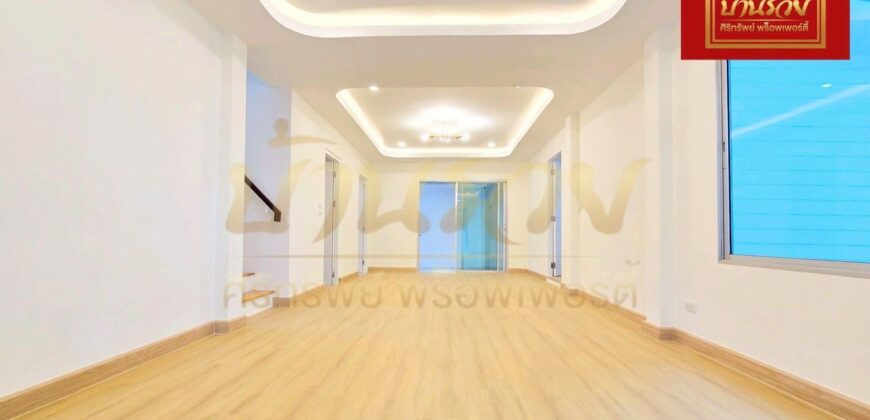 บ้านเดี่ยว 2 ชั้น #หลังริม หมู่บ้านเอโทล มัลดีฟส์ ปาล์ม (บางนา-วงแหวน) ใกล้เมกา บางนา เงียบสงบ มีความเป็นส่วนตัวสูง บ้านรีโนเวทใหม่ พร้อมอยู่