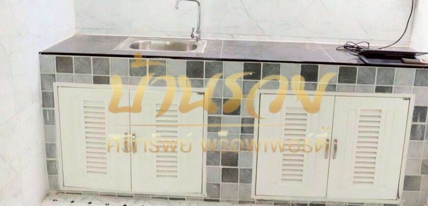 ทาวน์เฮ้าส์ 2 ชั้น หมู่บ้านไมตรีจิตร บางหญ้าแพรก ปู่เจ้า ใกล้รถไฟฟ้า สายสีเขียวสถานีสำโรง บ้านรีโนเวทใหม่ พร้อมเข้าอยู่ #หน้าบ้านไม่ชนใคร