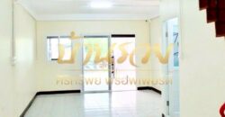 ทาวน์เฮ้าส์ 2 ชั้น หมู่บ้านไมตรีจิตร บางหญ้าแพรก ปู่เจ้า ใกล้รถไฟฟ้า สายสีเขียวสถานีสำโรง บ้านรีโนเวทใหม่ พร้อมเข้าอยู่ #หน้าบ้านไม่ชนใคร