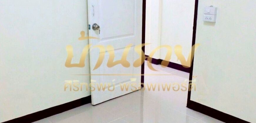 ทาวน์เฮ้าส์ 1 ชั้น หมู่บ้านไมตรีจิตร บางหญ้าแพรก ปู่เจ้า ใกล้รถไฟฟ้า สายสีเขียวสถานีสำโรง บ้านรีโนเวทใหม่ พร้อมเข้าอยู่