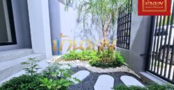 ทาวน์โฮม 3 ชั้น หมู่บ้านเดอะคิวบ์ ถนนบางนาตราด กม.10 ซอยสนามกอล์ฟวินด์มิลล์ ใกล้เมกาบางนา ต้นโครงการ แต่งสวยสไตล์โมเดิร์น รีโนเวทใหม่