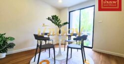 ทาวน์โฮม 3 ชั้น หมู่บ้านเดอะคิวบ์ ถนนบางนาตราด กม.10 ซอยสนามกอล์ฟวินด์มิลล์ ใกล้เมกาบางนา ต้นโครงการ แต่งสวยสไตล์โมเดิร์น รีโนเวทใหม่