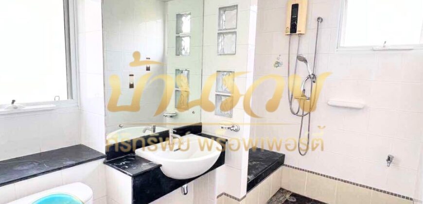 บ้านเดี่ยว 2 ชั้น หมู่บ้าน ชัยพฤกษ์ ซอยบางปลา ใกล้วัดหลวงพ่อโตบางพลี บ้านรีโนเวทใหม่ทั้งหลัง พร้อมเข้าอยู่