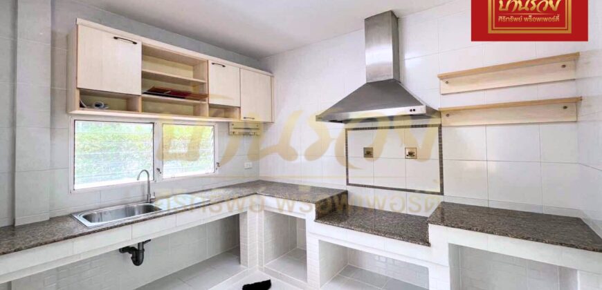 บ้านเดี่ยว 2 ชั้น หมู่บ้าน ชัยพฤกษ์ ซอยบางปลา ใกล้วัดหลวงพ่อโตบางพลี บ้านรีโนเวทใหม่ทั้งหลัง พร้อมเข้าอยู่