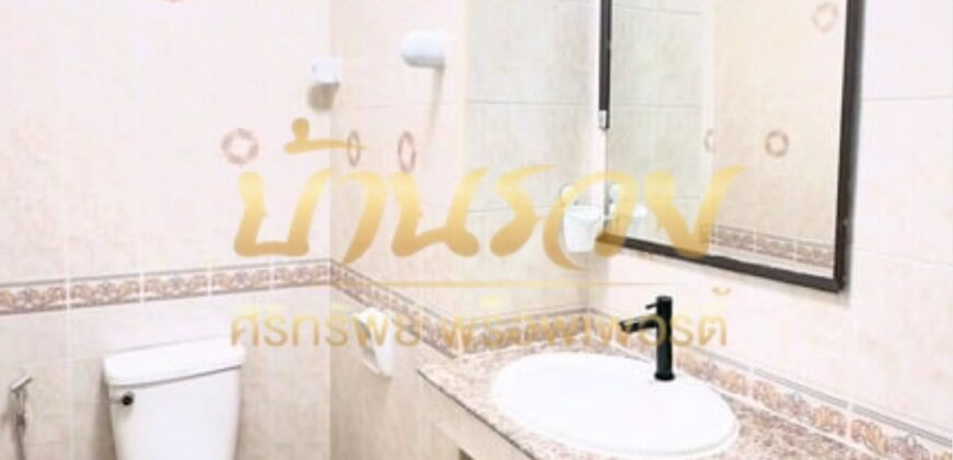 ทาวน์เฮ้าส์ 2 ชั้น หมู่บ้านนครทอง เพรสซิเดนท์ ถ.ตำหรุ-บางพลี ใกล้นิคมอุตสาหกรรมบางปู บ้านรีโนเวทใหม่