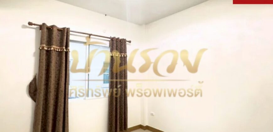 ทาวน์เฮ้าส์ 2 ชั้น หมู่บ้านนครทอง เพรสซิเดนท์ ถ.ตำหรุ-บางพลี ใกล้นิคมอุตสาหกรรมบางปู บ้านรีโนเวทใหม่