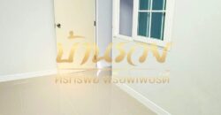 ทาวน์เฮ้าส์ 2 ชั้น หมู่บ้านเฟื่องฟ้า 17 เฟส 1 ซอยขจรวิทย์ ใกล้ทางด่วนกาญจนาภิเษก บ้านรีโนเวทใหม่ พร้อมเข้าอยู่