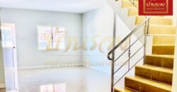 ทาวน์เฮ้าส์ 2 ชั้น หมู่บ้านเฟื่องฟ้า 17 เฟส 1 ซอยขจรวิทย์ ใกล้ทางด่วนกาญจนาภิเษก บ้านรีโนเวทใหม่ พร้อมเข้าอยู่