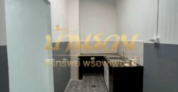 ทาวน์เฮ้าส์ 2 ชั้น #หลังมุม หมู่บ้านพระปิ่น 8 ซอยมังกร – แพรกษา ใกล้นิคมบางปู บ้านรีโนเวทใหม่ ใกล้นิคมบางปู