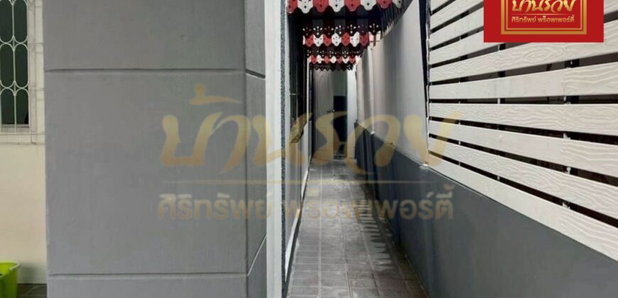 ทาวน์เฮ้าส์ 2 ชั้น #หลังมุม หมู่บ้านพระปิ่น 8 ซอยมังกร – แพรกษา ใกล้นิคมบางปู บ้านรีโนเวทใหม่ ใกล้นิคมบางปู