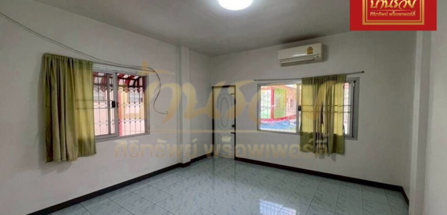 ทาวน์เฮ้าส์ 2 ชั้น #หลังมุม หมู่บ้านพระปิ่น 8 ซอยมังกร – แพรกษา ใกล้นิคมบางปู บ้านรีโนเวทใหม่ ใกล้นิคมบางปู