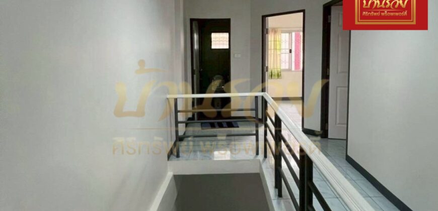 ทาวน์เฮ้าส์ 2 ชั้น #หลังมุม หมู่บ้านพระปิ่น 8 ซอยมังกร – แพรกษา ใกล้นิคมบางปู บ้านรีโนเวทใหม่ ใกล้นิคมบางปู