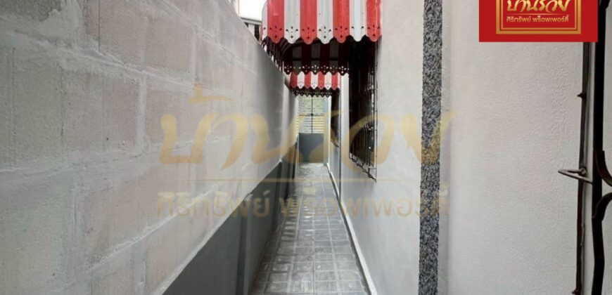 ทาวน์เฮ้าส์ 2 ชั้น #หลังมุม หมู่บ้านพระปิ่น 8 ซอยมังกร – แพรกษา ใกล้นิคมบางปู บ้านรีโนเวทใหม่ ใกล้นิคมบางปู