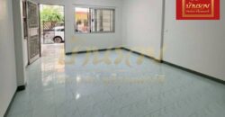 ทาวน์เฮ้าส์ 2 ชั้น #หลังมุม หมู่บ้านพระปิ่น 8 ซอยมังกร – แพรกษา ใกล้นิคมบางปู บ้านรีโนเวทใหม่ ใกล้นิคมบางปู