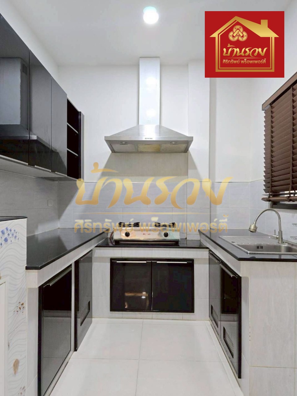 LINE_ALBUM_8112568 BE _5_251108_21