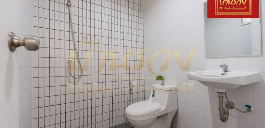 ทาวน์เฮ้าส์ 2 ชั้น หมู่บ้านพฤกษา 74/1 ศรีนครินทร์-เทพารักษ์ ซ.ทรัพย์บุญชัย 28 ใกล้สถานีรถไฟฟ้า รีโนเวทใหม่ทั้งหลัง