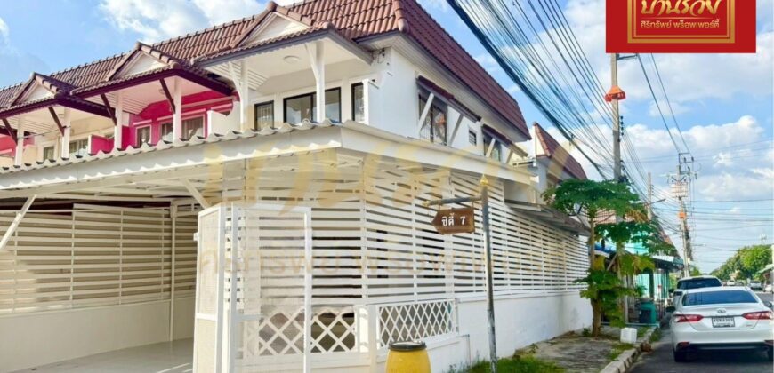 ทาวน์เฮ้าส์ 2 ชั้น #หลังมุม หมู่บ้าน นครทองซิตี้ คลองอาเสี่ย ใกล้นิคมอุตสาหกรรมบางปู บ้านตกแต่งใหม่ พร้อมเข้าอยู่