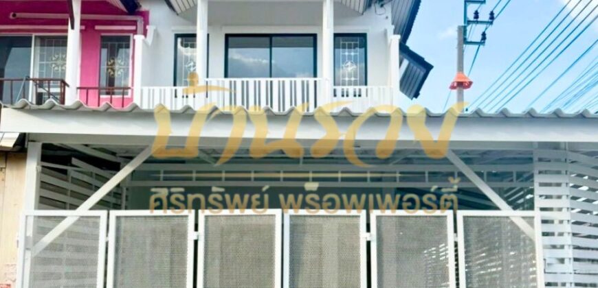 ทาวน์เฮ้าส์ 2 ชั้น #หลังมุม หมู่บ้าน นครทองซิตี้ คลองอาเสี่ย ใกล้นิคมอุตสาหกรรมบางปู บ้านตกแต่งใหม่ พร้อมเข้าอยู่