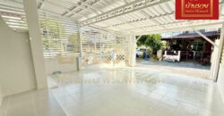 ทาวน์เฮ้าส์ 2 ชั้น #หลังมุม หมู่บ้าน นครทองซิตี้ คลองอาเสี่ย ใกล้นิคมอุตสาหกรรมบางปู บ้านตกแต่งใหม่ พร้อมเข้าอยู่