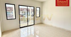 ทาวน์เฮ้าส์ 2 ชั้น #หลังมุม หมู่บ้าน นครทองซิตี้ คลองอาเสี่ย ใกล้นิคมอุตสาหกรรมบางปู บ้านตกแต่งใหม่ พร้อมเข้าอยู่