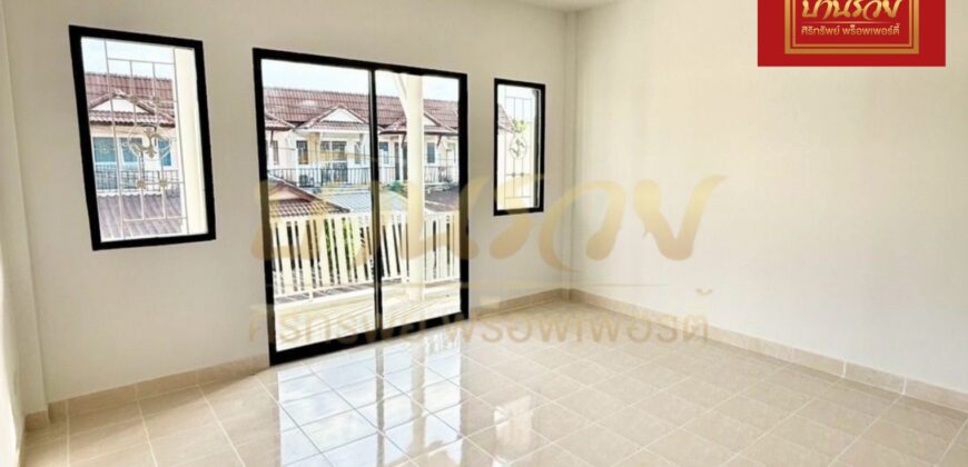 ทาวน์เฮ้าส์ 2 ชั้น #หลังมุม หมู่บ้าน นครทองซิตี้ คลองอาเสี่ย ใกล้นิคมอุตสาหกรรมบางปู บ้านตกแต่งใหม่ พร้อมเข้าอยู่