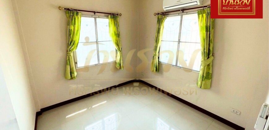 บ้านแฝด 2 ชั้น หมู่บ้าน ปัญฐิญา เเพรกษา ใกล้นิคมอุตสาหกรรมบางปู ตกแต่งพร้อมอยู่อาศัย