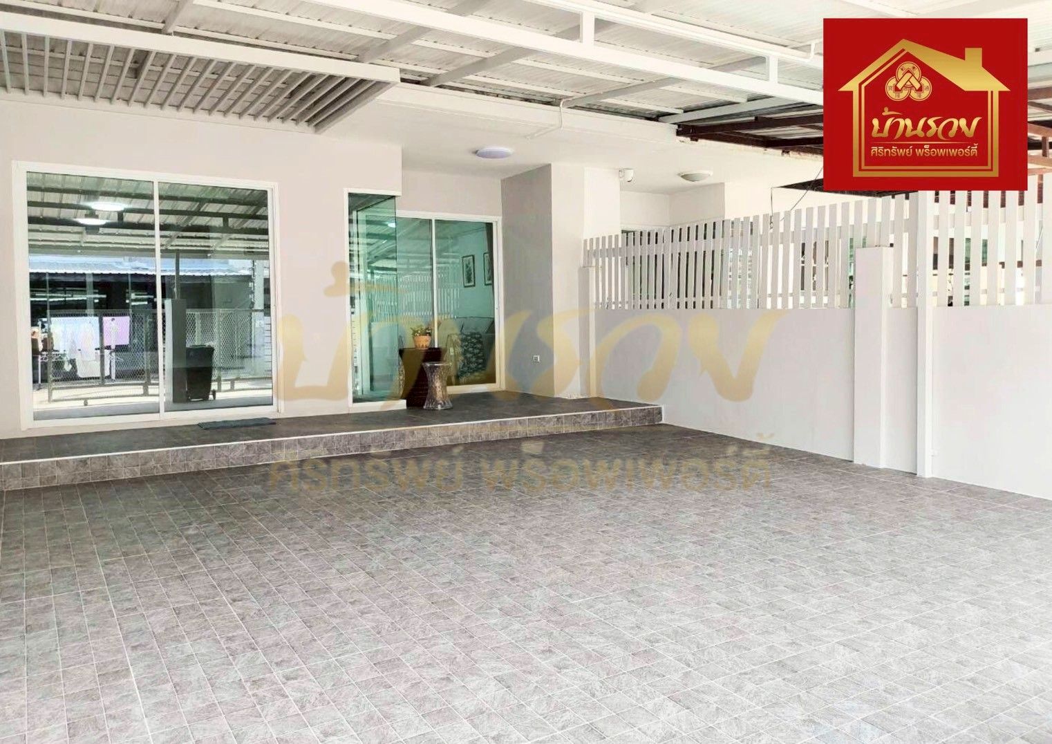 LINE_ALBUM_ม. ไลฟ์บางนา ซ.มหาชัย,882_251102_27