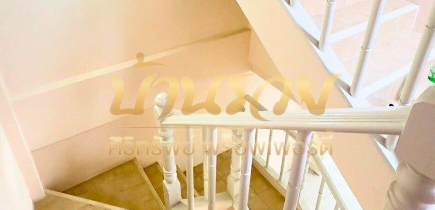 ทาวน์โฮม 3 ชั้น หมู่บ้าน ลัลลี่วิลล์2 ซอยมังกร – เทพารักษ์ บ้านรีโนเวทใหม่ทั้งหลัง ใกล้ทางด่วนกาญจนาภิเษก พร้อมเข้าอยู่