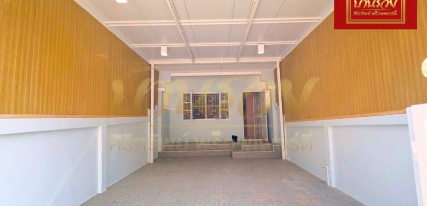 ทาวน์โฮม 3 ชั้น หมู่บ้าน ลัลลี่วิลล์2 ซอยมังกร – เทพารักษ์ บ้านรีโนเวทใหม่ทั้งหลัง ใกล้ทางด่วนกาญจนาภิเษก พร้อมเข้าอยู่